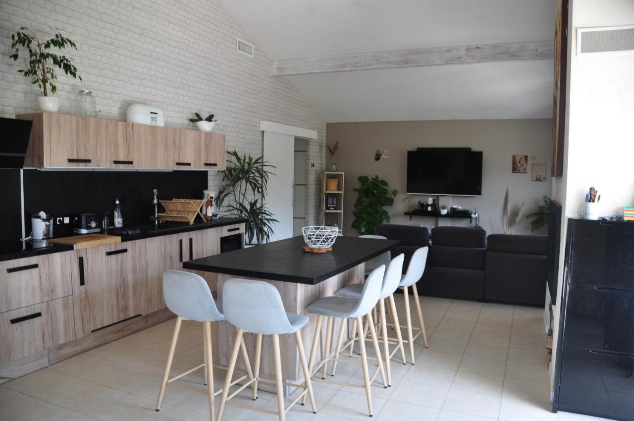 Maison Avec Piscine, Jaccuzi, Hammam A 800 M Du Lac Gastes Exteriör bild